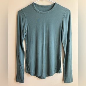 lululemon Hold Tight Long Sleeve in Medium Forest size 4